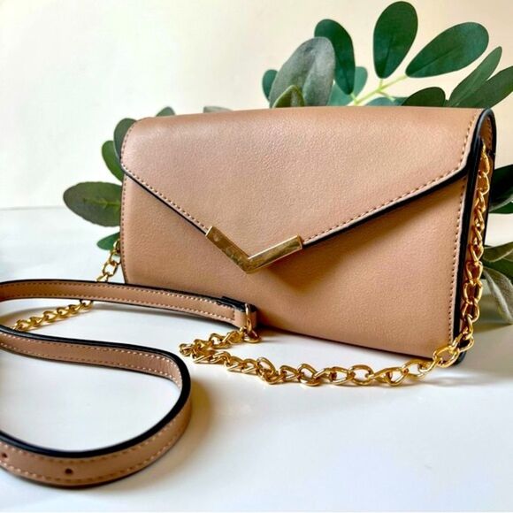 Urban Expressions Elodie Beige Crossbody Mini Bag Purse - Picture 1 of 15